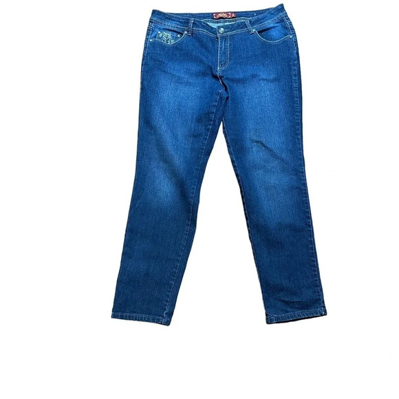 One-5-One Dark Washed Stud Embellished Jean. Sz: 14 - Picture 7 of 13